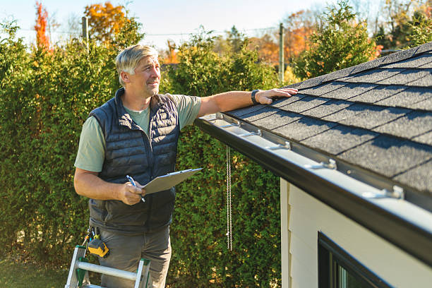 Professional Flat Roof Repair technician working in Diamond, MO